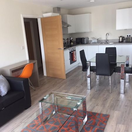 House Of Fisher- Solstice House Apartments Farnborough  Luaran gambar