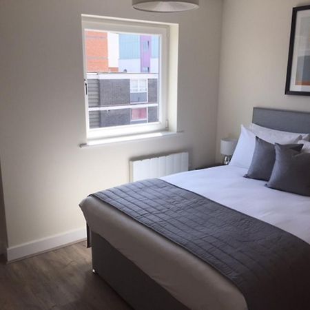 House Of Fisher- Solstice House Apartments Farnborough  Luaran gambar