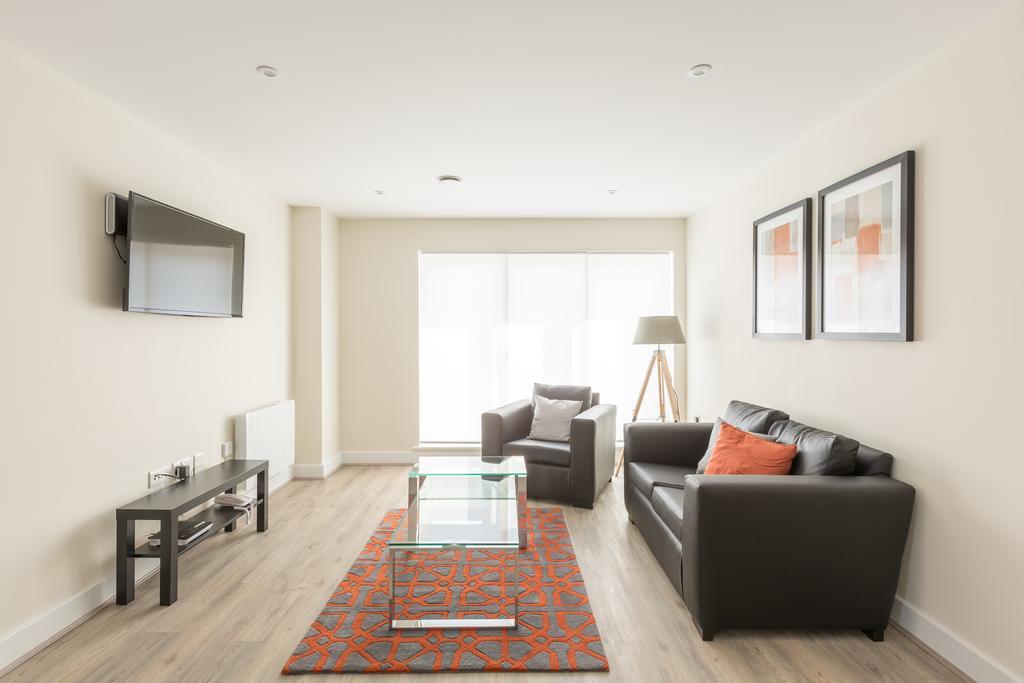 House Of Fisher- Solstice House Apartments Farnborough  Luaran gambar